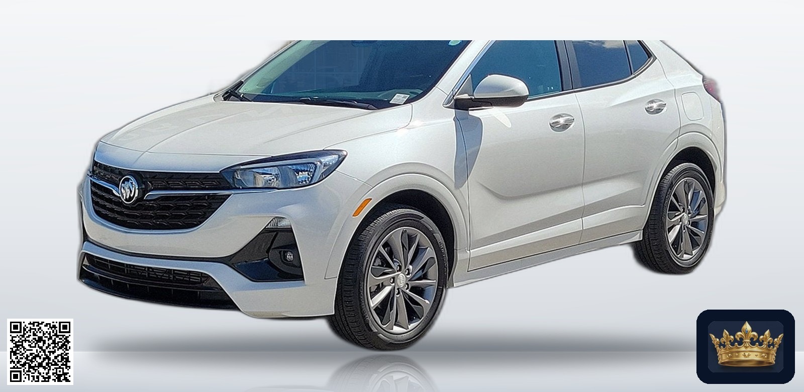 2023 Buick Encore GX Select en vista tres cuartos frontal, estudio blanco