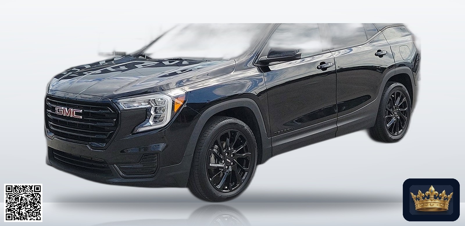 2023 GMC Terrain SLE en vista tres cuartos frontal, estudio blanco