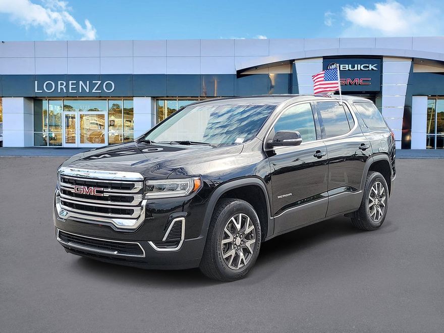 2023 GMC Acadia SLE en vista tres cuartos frontal